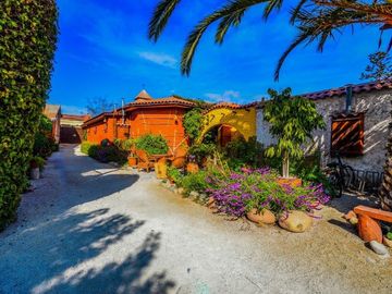 VENTA DE HOSTAL