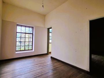 Venta Casa Patrimonial Más Terreno 1440 m² Centro Histórico Quito