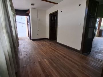 Venta Casa Patrimonial Más Terreno 1440 m² Centro Histórico Quito