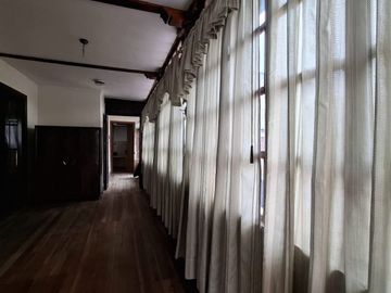 Venta Casa Patrimonial Más Terreno 1440 m² Centro Histórico Quito