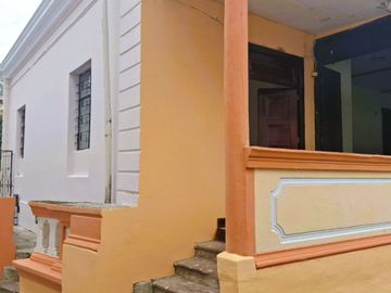 Venta Casa Patrimonial Más Terreno 1440 m² Centro Histórico Quito