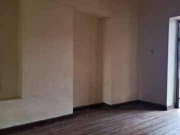 Venta Casa Patrimonial Más Terreno 1440 m² Centro Histórico Quito