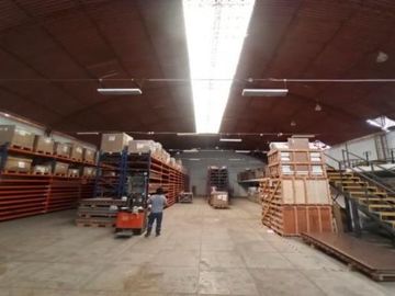 VENDO LOCAL COMERCIAL, ATENCIÓN INVERSIONISTAS -COMERCIO ZONAL