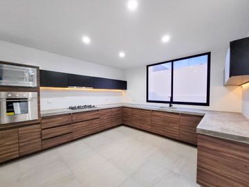 Casa en Tequisquiapan, Fraccionamiento Haciendas de TX, 3 rec 3.5 baños Súper Linda¡
