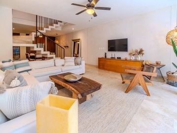 Vista verde garantizada! Exclusiva Propiedad de 2 recámaras con Jardín y Alberca en Luum Zama, Aldea Zama