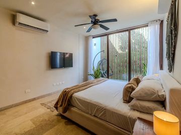 Vista verde garantizada! Exclusiva Propiedad de 2 recámaras con Jardín y Alberca en Luum Zama, Aldea Zama