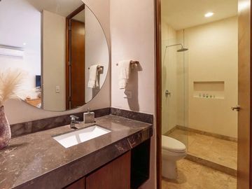 Vista verde garantizada! Exclusiva Propiedad de 2 recámaras con Jardín y Alberca en Luum Zama, Aldea Zama