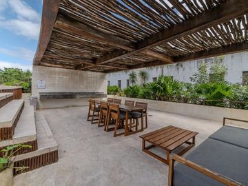 Vista verde garantizada! Exclusiva Propiedad de 2 recámaras con Jardín y Alberca en Luum Zama, Aldea Zama