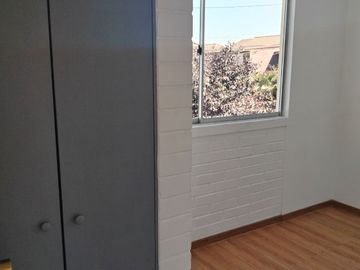 Venta de Casa Remodelada en Ciudad Satélite, Maipú