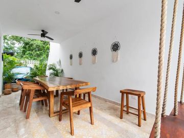 Moderno Townhouse de 3 Recámaras en la Mejor Zona de La Veleta