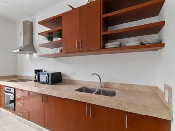 Moderno Townhouse de 3 Recámaras en la Mejor Zona de La Veleta