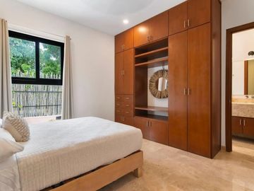 Moderno Townhouse de 3 Recámaras en la Mejor Zona de La Veleta