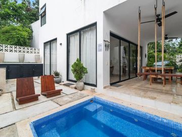 Moderno Townhouse de 3 Recámaras en la Mejor Zona de La Veleta