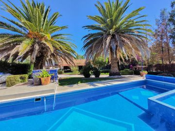 Casa en Tequisquiapan, Fracc privado, Terreno 2,500 m2 ¡Solo para privilegiados!