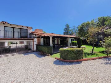 Casa en Tequisquiapan, Fracc privado, Terreno 2,500 m2 ¡Solo para privilegiados!