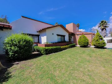 Casa en Tequisquiapan, Fracc privado, Terreno 2,500 m2 ¡Solo para privilegiados!