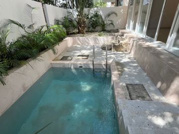Casa con alberca privada y terraza en venta, Mayakoba, Playa del Carmen