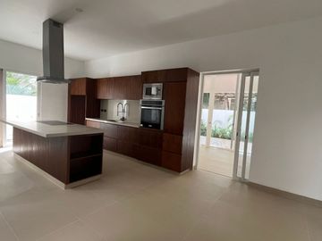 Casa con alberca privada y terraza en venta, Mayakoba, Playa del Carmen