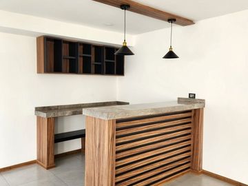 Zona Animas, nueva, 3 recamaras con baño, jardín, área de juegos, roof garden