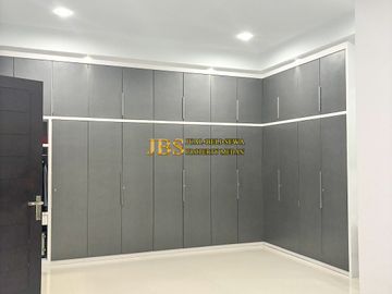 Jual Villa Fully Furnished di Komplek Grand Cemara Asri Jalan Cemara