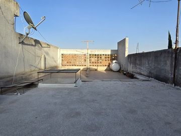 CASA EN VENTA EN SLP, COL TEQUIS