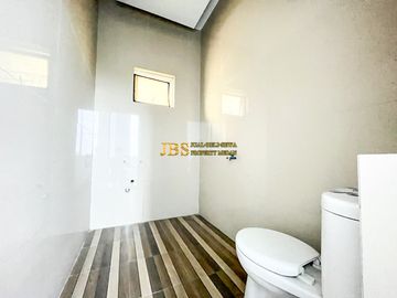 Dijual Villa Siap Huni di Komplek De Casa Villa Jalan Asrama - Ringroad