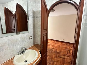 Venta de Departamento con Aires en Azotea | Barranco – $215,000 ✨🌿