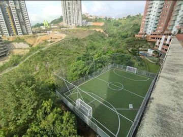 Vendo apartamento en calasanz parte alta con excelente panoramica