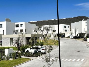Casa de una Planta en el Querétaro Moderno