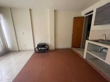 VENTA DE CASA COMERCIAL EN EL CANEY, SOBRE LA AVENIDA SIMÓN BOLIVAR