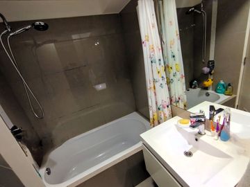 Lindo dpto., Miraflores, 125 m2, 3 dorms, 3 baños, 2 estac.