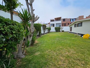 CASA -TERRENO EN CHORRILLOS
