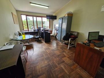 CASA -TERRENO EN CHORRILLOS