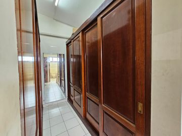 CASA -TERRENO EN CHORRILLOS