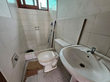CASA -TERRENO EN CHORRILLOS