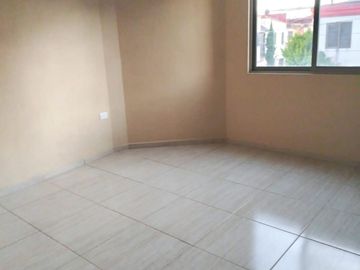Linda casa nueva en esquina cerca del colegio Benavente y Periférico hospital general, con tres recamaras 2 autos, con  terraza $2,120,000