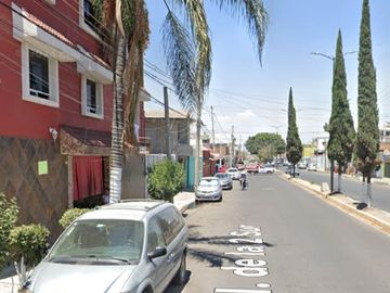 Linda casa nueva en esquina cerca del colegio Benavente y Periférico hospital general, con tres recamaras 2 autos, con  terraza $2,120,000