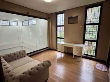 🏡 For Sale: 2-Storey House and Lot in Pasig 🏡