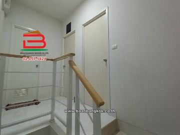 ทาวน์เฮาส์ หมู่บ้าน บ้านพฤกษา 123 พหลโยธิน-คลองหลวง เนื้อที่ 20.4 ตรว. ต.คลองสอง ปทุมธานี