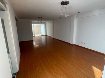 AMPLIO DEPARTAMENTO FLAT 210 M2 EN 1ER PISO MARANGA SAN MIGUEL USD 270,000