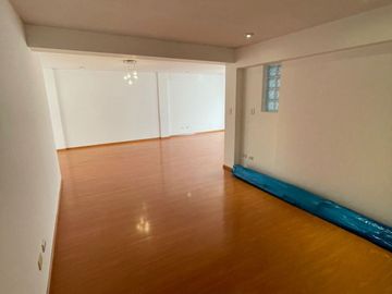 AMPLIO DEPARTAMENTO FLAT 210 M2 EN 1ER PISO MARANGA SAN MIGUEL USD 270,000