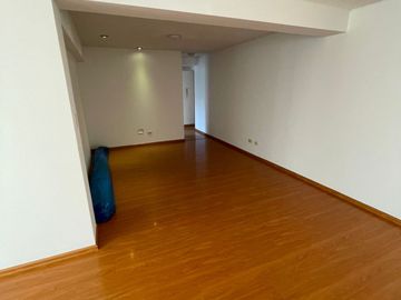 AMPLIO DEPARTAMENTO FLAT 210 M2 EN 1ER PISO MARANGA SAN MIGUEL USD 270,000