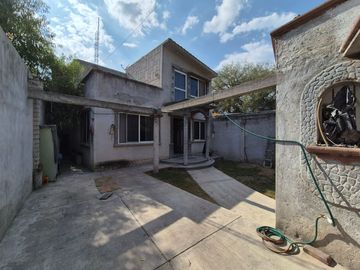 VENTA DE CASA EN BARRIO DE LA CRUZ