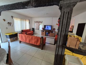 VENTA DE CASA EN BARRIO DE LA CRUZ