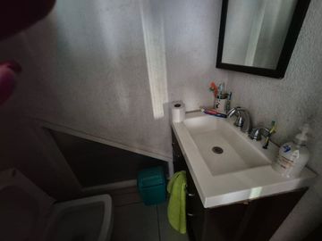 VENTA DE CASA EN BARRIO DE LA CRUZ