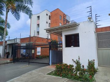 VENDO APARTAMENTO QUINTO PISO PORTAL DE JAMUNDI