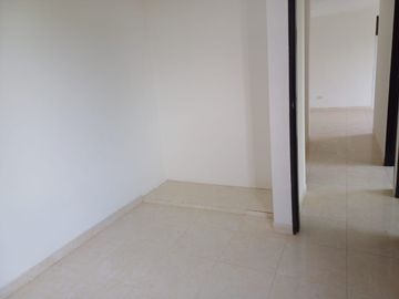 VENDO APARTAMENTO QUINTO PISO PORTAL DE JAMUNDI