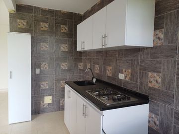 VENDO APARTAMENTO QUINTO PISO PORTAL DE JAMUNDI
