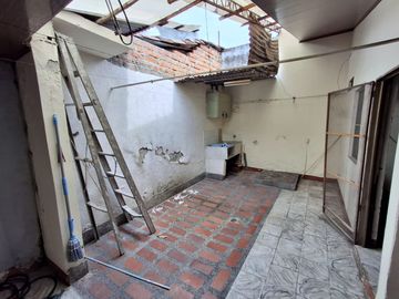 CASA EN VENTA GUAYACANES CARTAGO