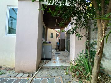 4 bed family home with private pool for sale in Hang Dong